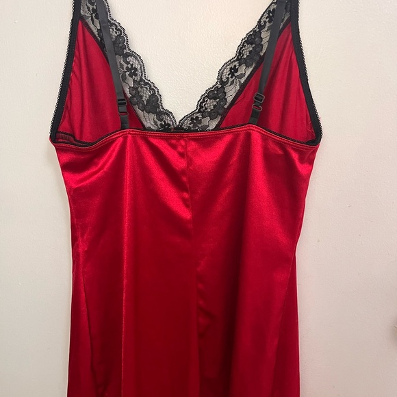 Cute Red Cami/Mini Dress w/ Red Rose - Picture 4 of 6